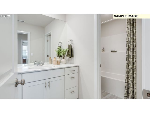 2814 Nw 3RD Ave, Battle Ground, WA 98604