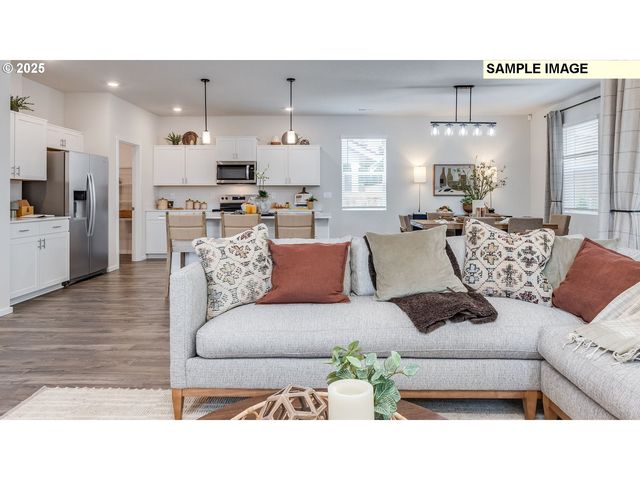 2814 Nw 3RD Ave, Battle Ground, WA 98604