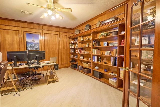 2610 Lakeside Village Drive, Missouri City, TX 77459
