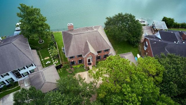 2610 Lakeside Village Drive, Missouri City, TX 77459