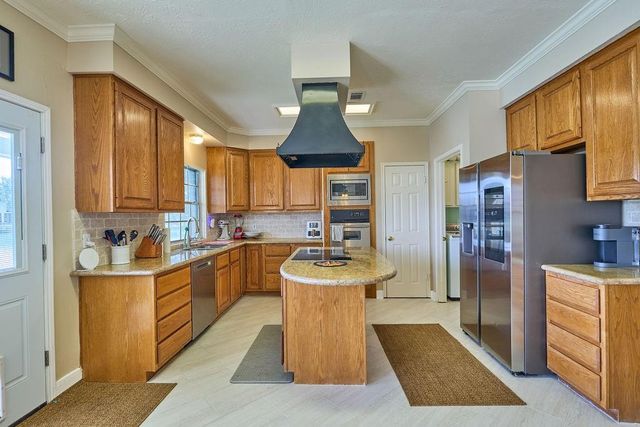 2610 Lakeside Village Drive, Missouri City, TX 77459