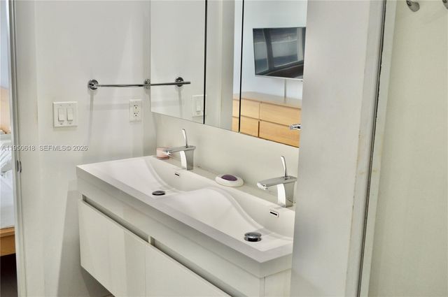 6770 Indian Creek Dr T-G, Miami Beach, FL 33141