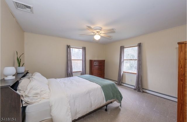 10 Peary Dr, Vernon Twp., NJ 07461