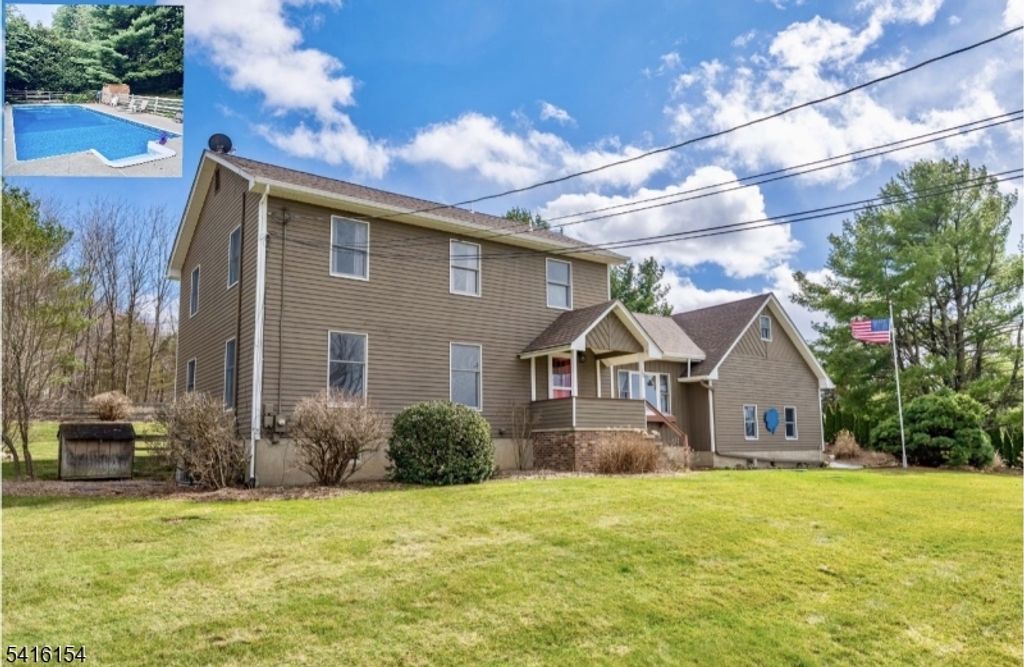 10 Peary Dr, Vernon Twp., NJ 07461