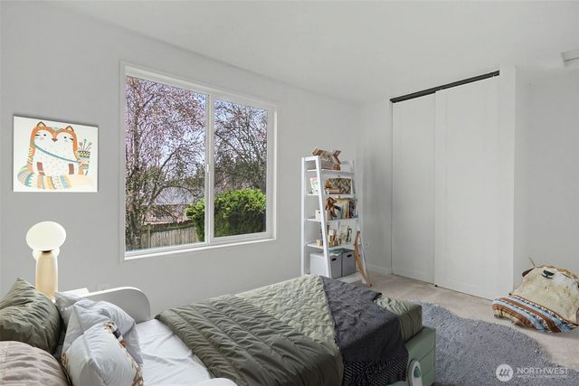 25111 118th Court SE, Kent, WA 98030