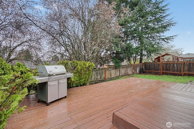 25111 118th Court SE, Kent, WA 98030