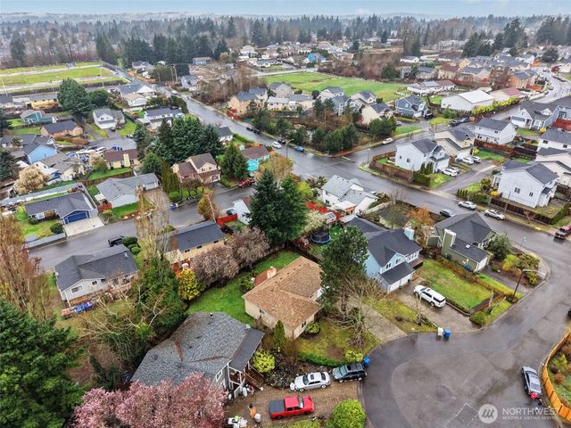 25111 118th Court SE, Kent, WA 98030