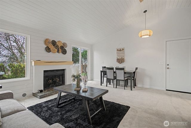 25111 118th Court SE, Kent, WA 98030