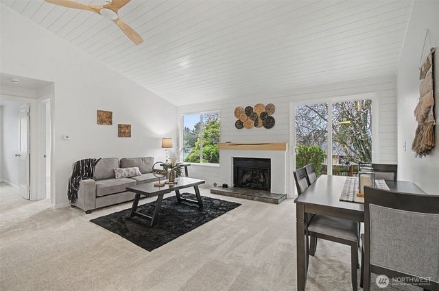 25111 118th Court SE, Kent, WA 98030