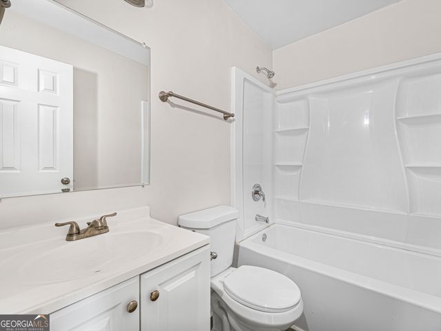 7288 Howard Circle, Jonesboro, GA 30236