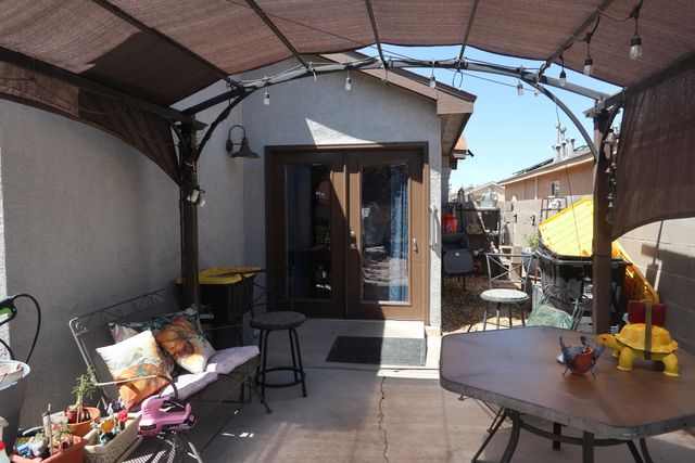 8112 Vista Volcan Lane SW, Albuquerque, NM 87121