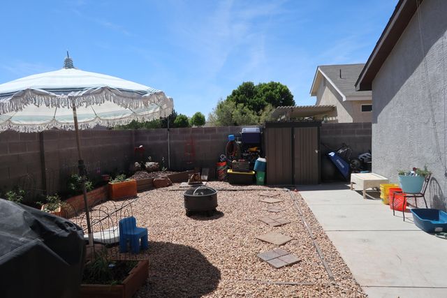8112 Vista Volcan Lane SW, Albuquerque, NM 87121