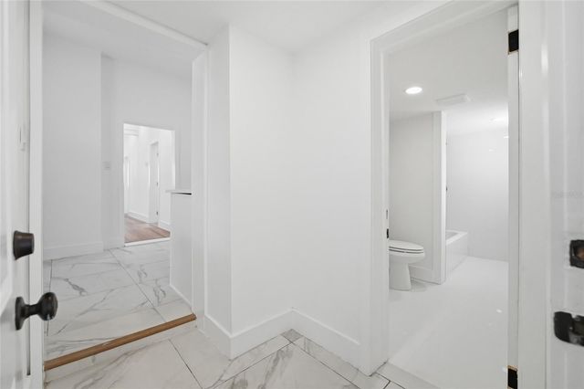 2120 W NASSAU STREET, Tampa, FL 33607