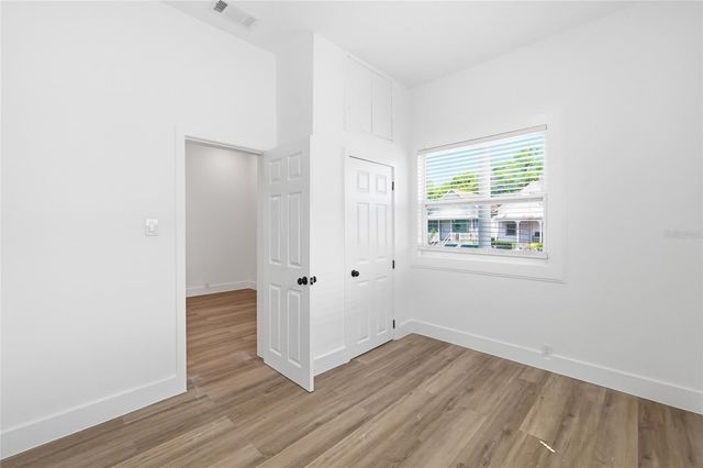 2120 W NASSAU STREET, Tampa, FL 33607