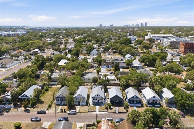 2120 W NASSAU STREET, Tampa, FL 33607