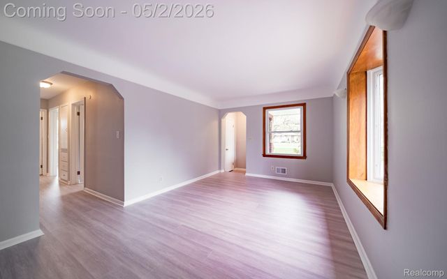 111 Blanche Drive, Troy, MI 48098