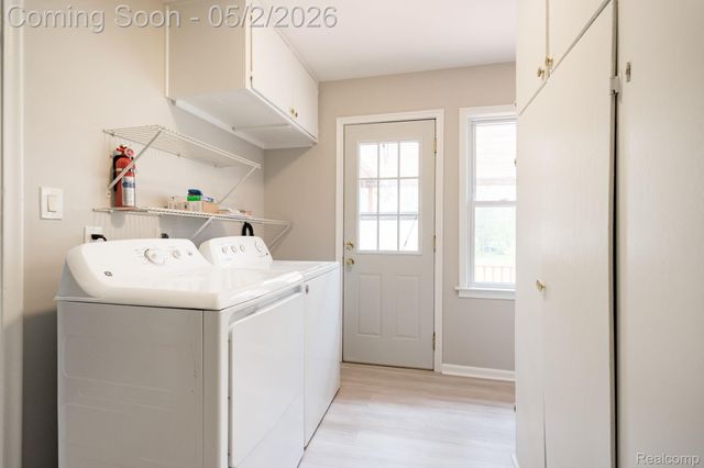 111 Blanche Drive, Troy, MI 48098