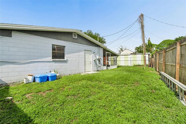 8900 59TH WAY, Pinellas Park, FL 33782
