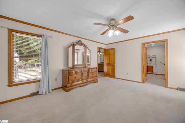 200 Wren Way, Simpsonville, SC 29681