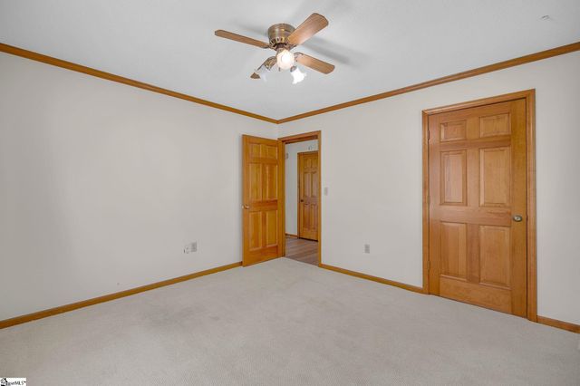 200 Wren Way, Simpsonville, SC 29681