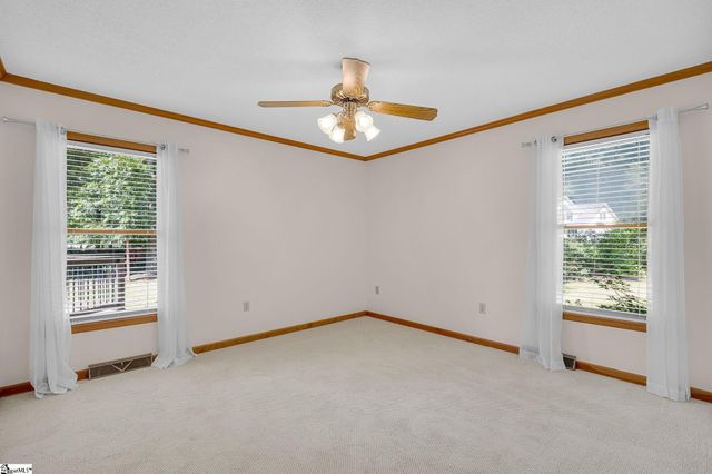 200 Wren Way, Simpsonville, SC 29681