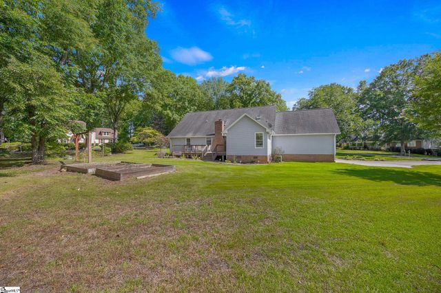200 Wren Way, Simpsonville, SC 29681