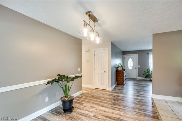 13452 Sunflower Avenue NW, Mogadore, OH 44260