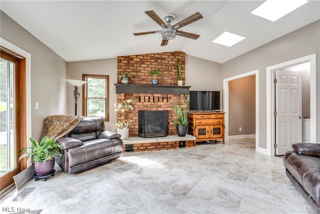 13452 Sunflower Avenue NW, Mogadore, OH 44260