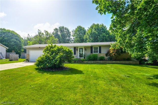 13452 Sunflower Avenue NW, Mogadore, OH 44260