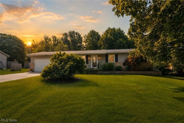 13452 Sunflower Avenue NW, Mogadore, OH 44260