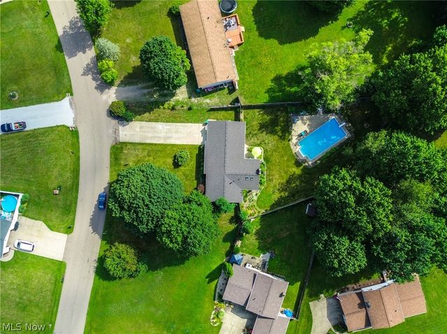 13452 Sunflower Avenue NW, Mogadore, OH 44260