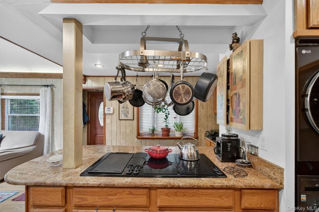 20 Blueberry Hill, Greenwood Lake, NY 10925