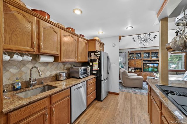 20 Blueberry Hill, Greenwood Lake, NY 10925