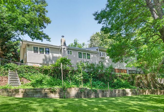 20 Blueberry Hill, Greenwood Lake, NY 10925