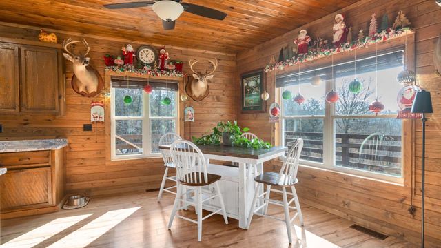 225 Kelso Smithland Rd, Kelso, TN 37348