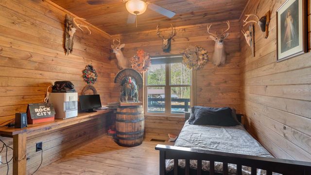 225 Kelso Smithland Rd, Kelso, TN 37348