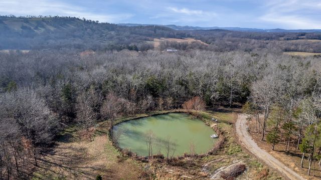 225 Kelso Smithland Rd, Kelso, TN 37348