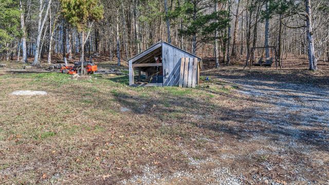225 Kelso Smithland Rd, Kelso, TN 37348