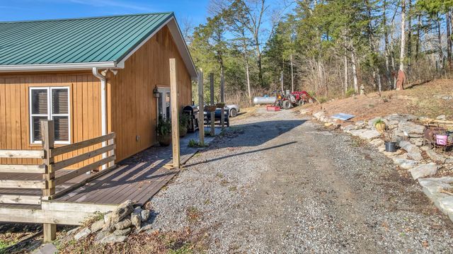 225 Kelso Smithland Rd, Kelso, TN 37348