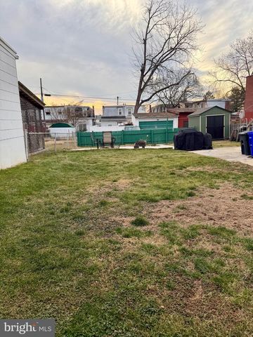 1246 LUZERNE ST, Reading, PA 19601