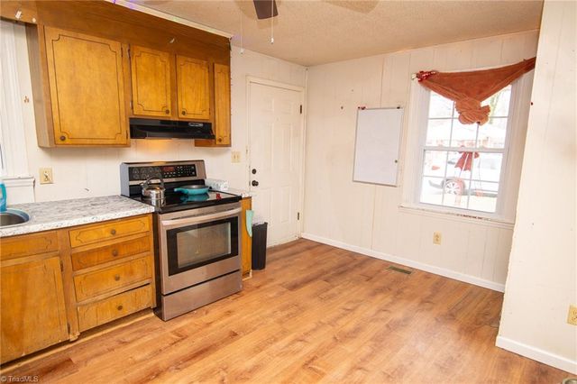 407 W Willis Avenue, High Point, NC 27260