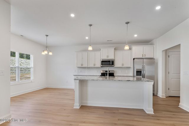 516 Burgundy Drive, Southern Pines, NC 28387