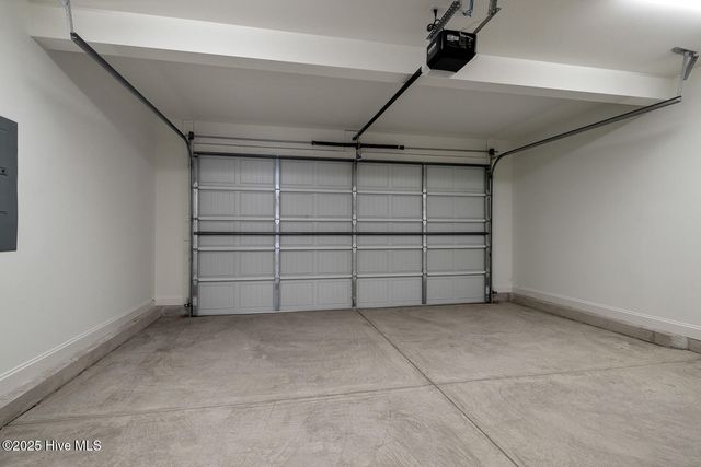 516 Burgundy Drive, Southern Pines, NC 28387