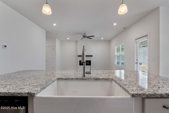 516 Burgundy Drive, Southern Pines, NC 28387