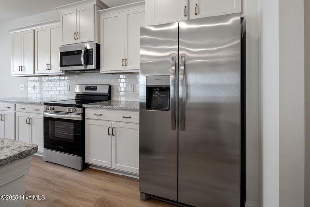 516 Burgundy Drive, Southern Pines, NC 28387