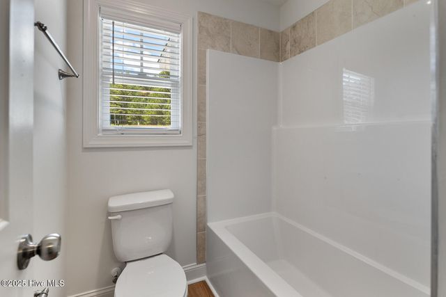 516 Burgundy Drive, Southern Pines, NC 28387