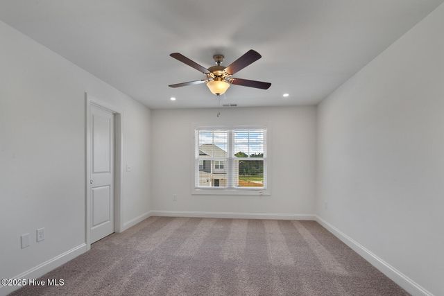 516 Burgundy Drive, Southern Pines, NC 28387