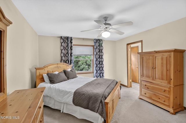 3446 Indian Oaks Lane, Toledo, OH 43617