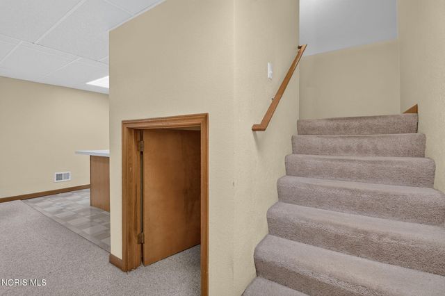3446 Indian Oaks Lane, Toledo, OH 43617