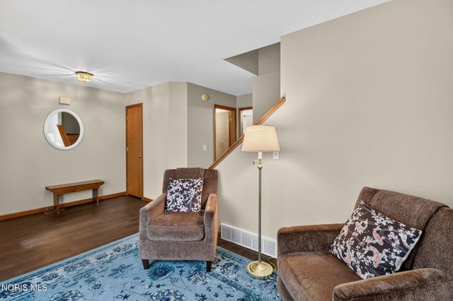 3446 Indian Oaks Lane, Toledo, OH 43617